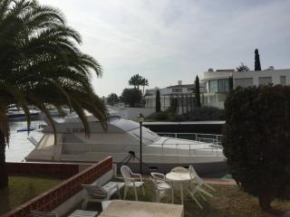 APPARTEMENT REZ DE JARDIN EMPLACEMENT #1 - Empuriabrava - 0