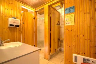 HI Charlottetown Backpacker's Inn - 3