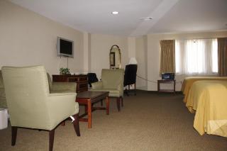 Quality Inn Plainfield I-395 - 7