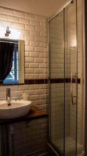 Hotel De La Poste - 4