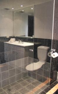 De Ville Apartments - Gold Coast - 9