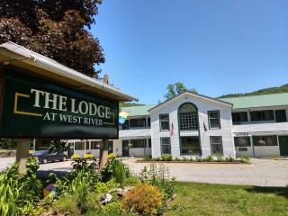The Lodge at West River - 5