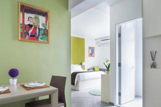 Eaton Residences, Village Road - Hong Kong - 4