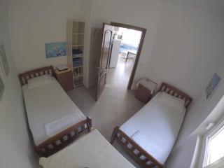 Villa Goxhi - Borsh - 3