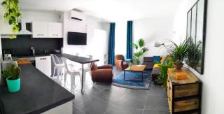 Beautifully Bright Apartment in Old Town Saint-Tropez - Saint-Tropez - 0