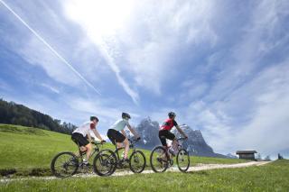 Hotel Laurin - Tires - 5