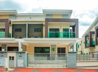 TROPICAL LIVINGS MERU IPOH HOMESTAY by Grab A Stay - Ipoh - 0