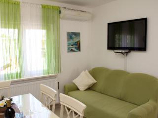 Apartment in Greba tica with sea beach - Grebaštica - 1