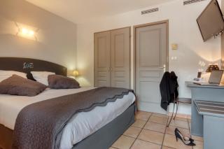 Logis Hôtel Les II Mas - Perpignan Sud - 1