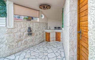 Small house - Podgrađe - 1