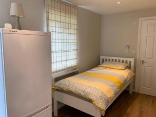 Studio - Stanmore - 3