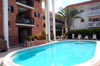 Large Lush Oasis Paradise by FLL Beach and Galleria - 2bd 2ba - Fort Lauderdale - 8