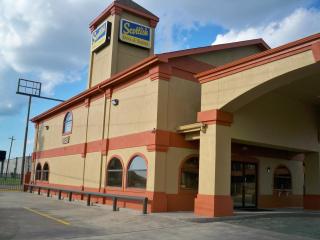 Scottish Inn and Suites Beaumont - Beaumont - 0