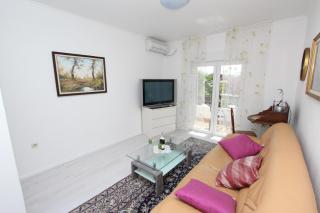 Rooms and Apartments Sally - Rovinj - 1