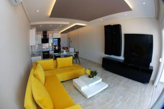 Oceanic Luxury Apartments - Sarandë - 0