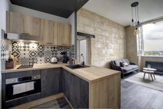 Le Port de la Lune - Vue panoramique sur les Quais - 0