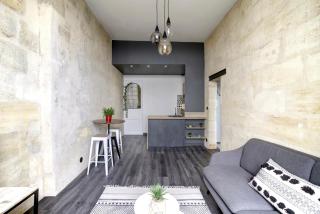 Le Port de la Lune - Vue panoramique sur les Quais - 5