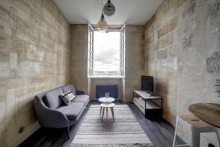 Le Port de la Lune - Vue panoramique sur les Quais - 9