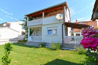 Apartment Brajdine 405 - 1