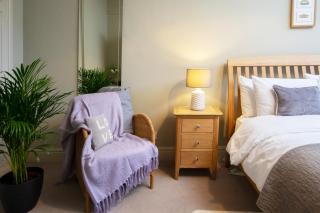 Stunning Royal Crescent Apartment with 3 Bedrooms - Bath - 6