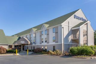 Days Inn by Wyndham Lanham Washington DC - Lanham - 8