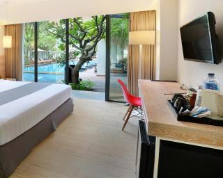 Hotel NEO+ Kuta Legian by ASTON - Legian - 6