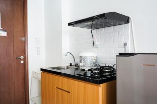 Homey Studio Signature Park Grande Apartment By Travelio - Jakarta - 3