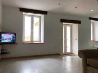 The Walnut Tree Gite - Le Dorat - 1