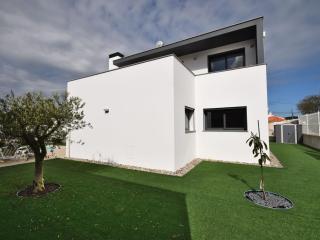 Villa in Lisbon with Private Pool - Foz do Arelho - 3