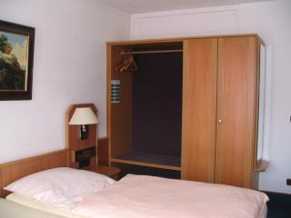 Hotel-Barbarossa-Garni bei Hanau - Rodenbach - 9