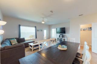 Las Joyas Bayview Home - 3