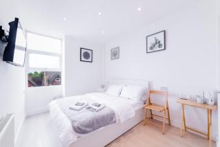 Quiet cosy rooms - Harrow - 4