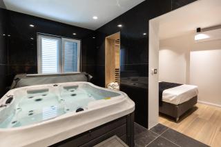 Downtown Marcius Luxury Apartment with Jacuzzi & Sauna - Zadar - 5