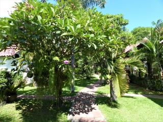 Bee Nat Garden Resort - Bangrak Beach - 1