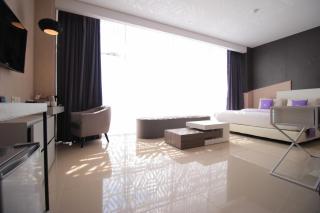 Forriz Hotel Yogyakarta - Yogyakarta - 8
