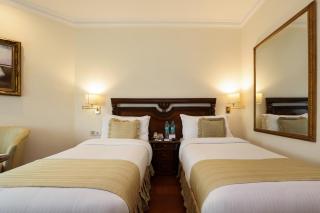 Hotel The Royal Plaza - 9