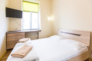 Кониського 7 - 1