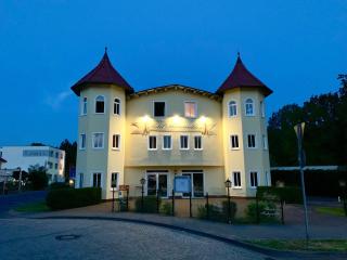 Hotel Dünenschloss - Karlshagen - 4