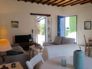 Magical Ornos! Beach House!Beach 1' walk-Mykonos town 2km - 5
