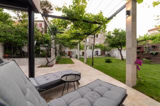 Apartments Trifunovic Old Town - Budva - 4