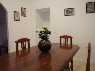 Casa Valientes A - Free private parking, WiFi & AC - Jerez de la Frontera - 2