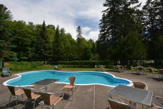 Auberge Alpine Inn - Sainte-Adèle - 9