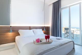 Wabi Luxury Suites & Maisonettes Ios - Ios Chora - 9