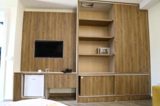 Vila One Beach Hotel - 3