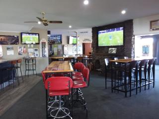 Pine Lake View Lodge - Kaiapoi - 3