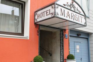 Hotel Pension Margit - Munich - 6