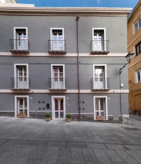 Cagliari Marina Harbour Guest house & Lounge - Cagliari - 6