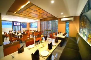 Southern Plaza - Calcuta - 6