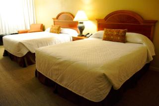 Crystal Cove Riverfront Resort - 2