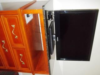 Crystal Cove Riverfront Resort - 3